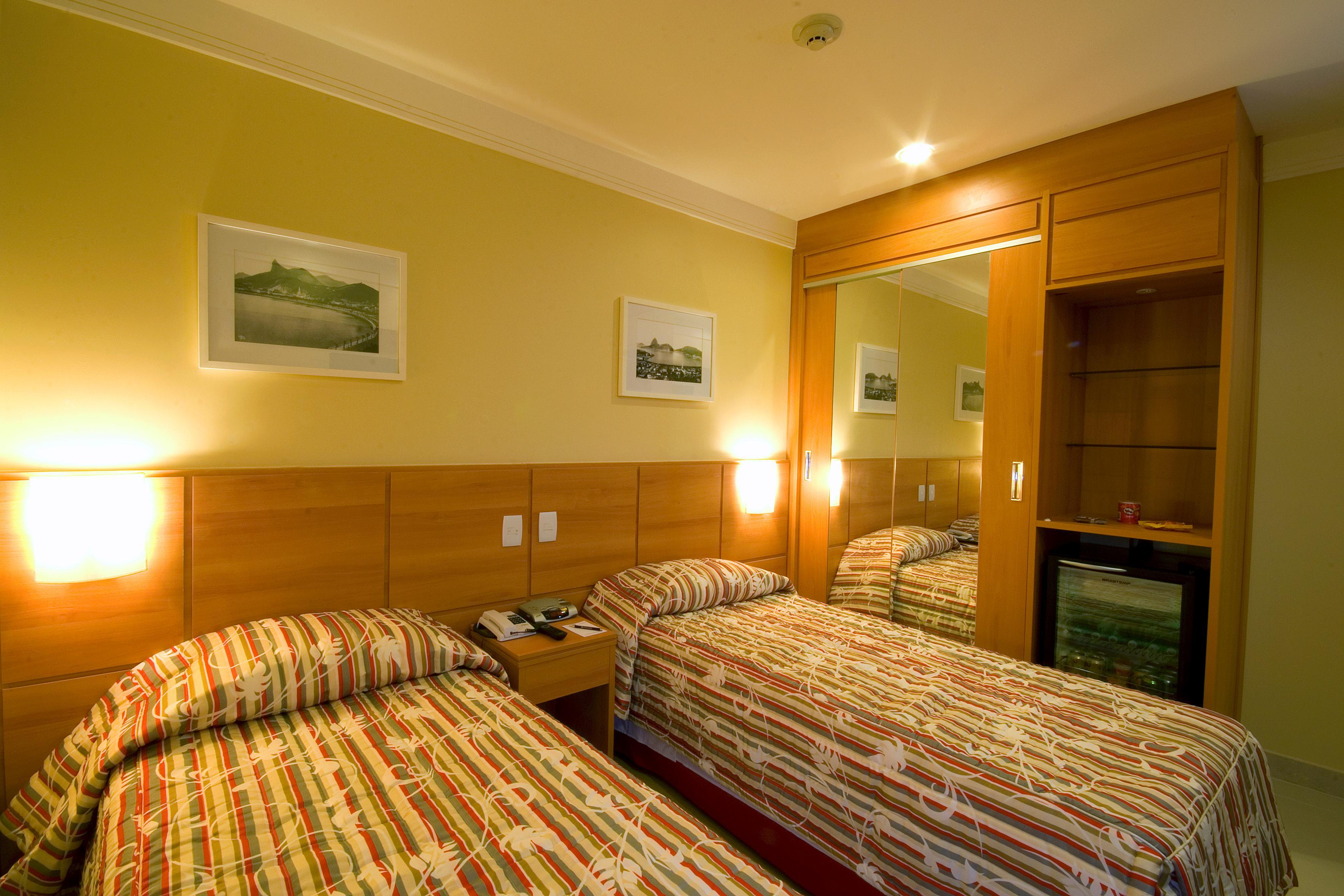 Hotel Atlantico Business Centro Rio de Janeiro Buitenkant foto A room at the hotel