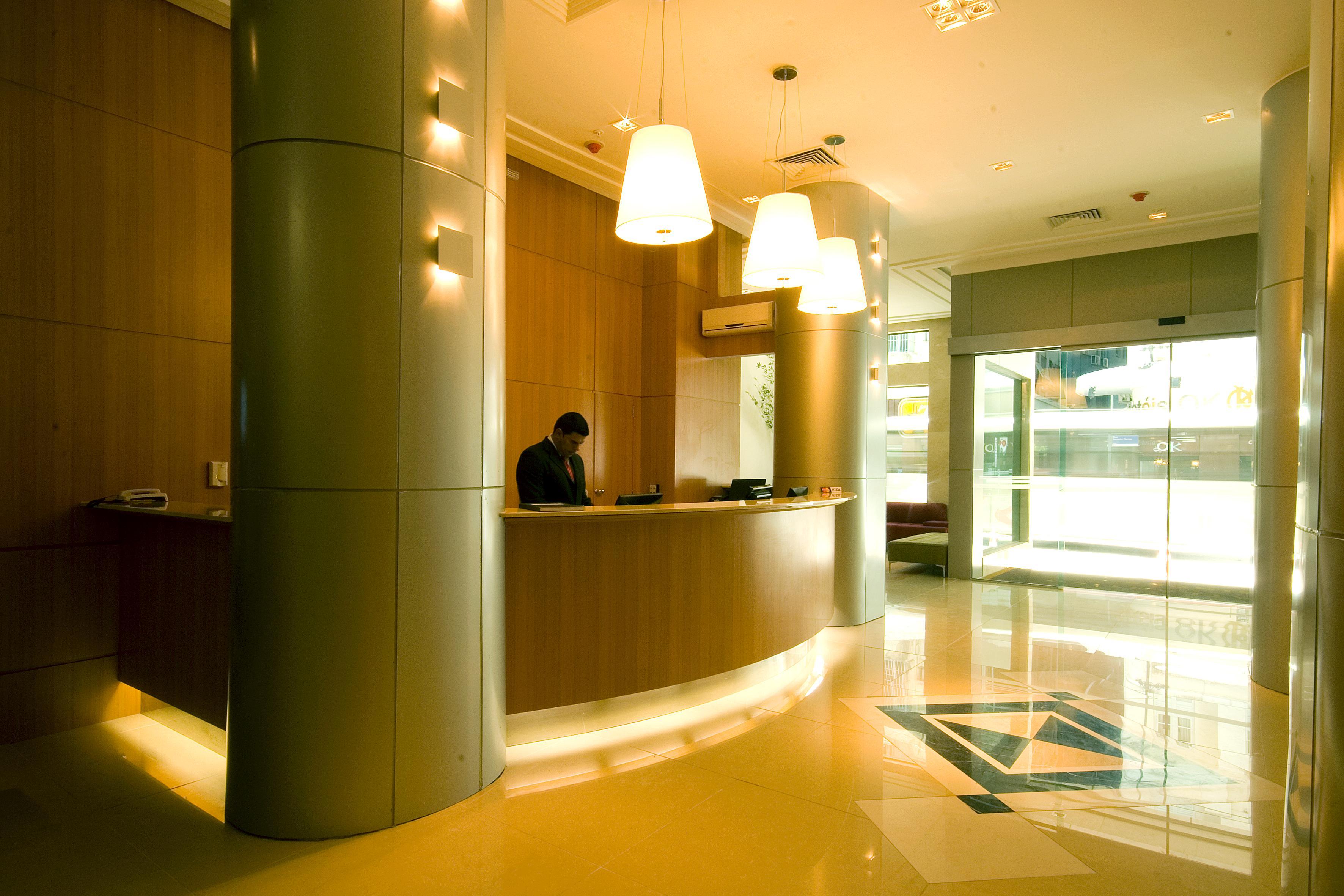 Hotel Atlantico Business Centro Rio de Janeiro Buitenkant foto Reception desk of a modern hotel