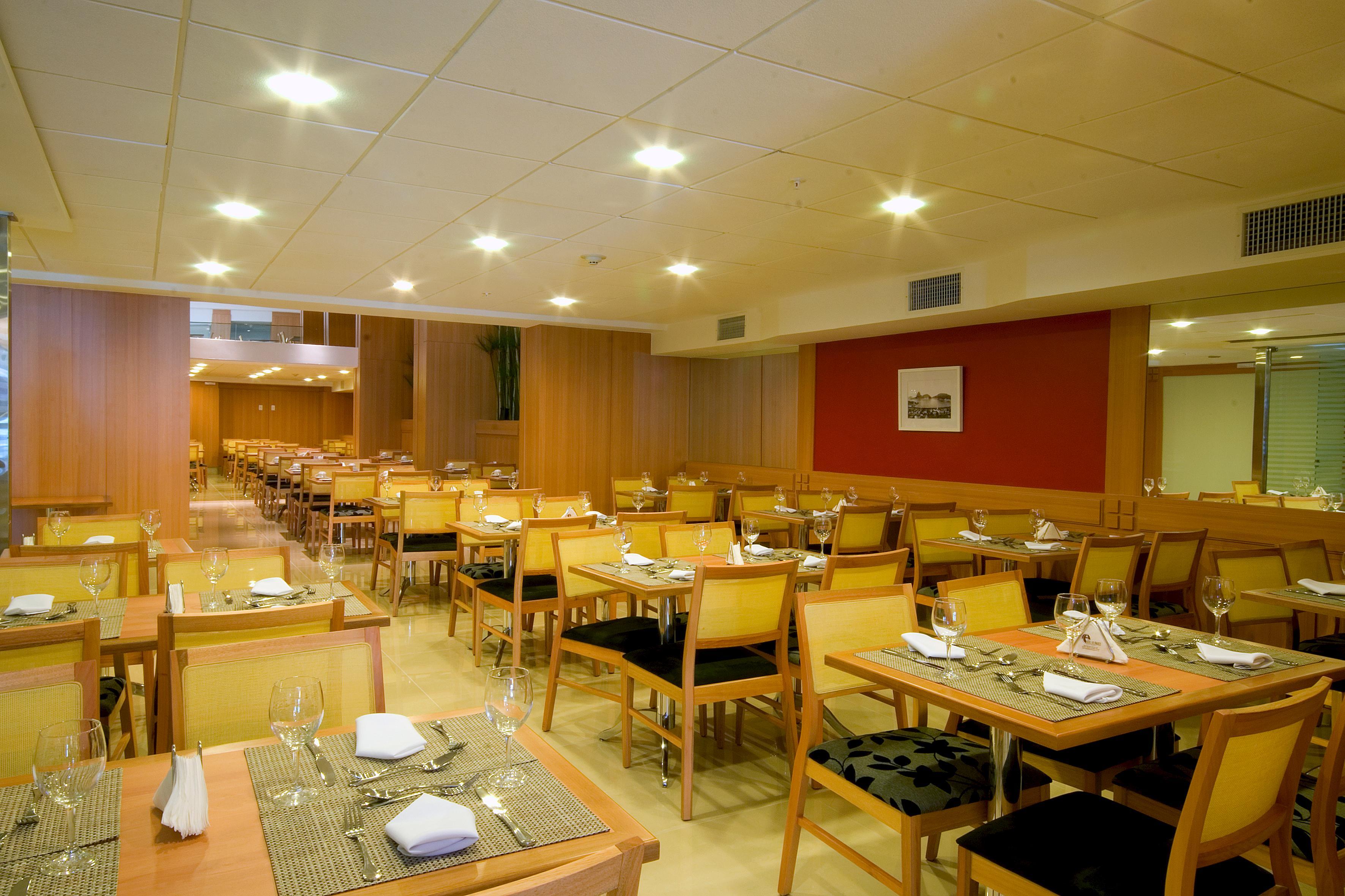 Hotel Atlantico Business Centro Rio de Janeiro Buitenkant foto A restaurant in Belgrade