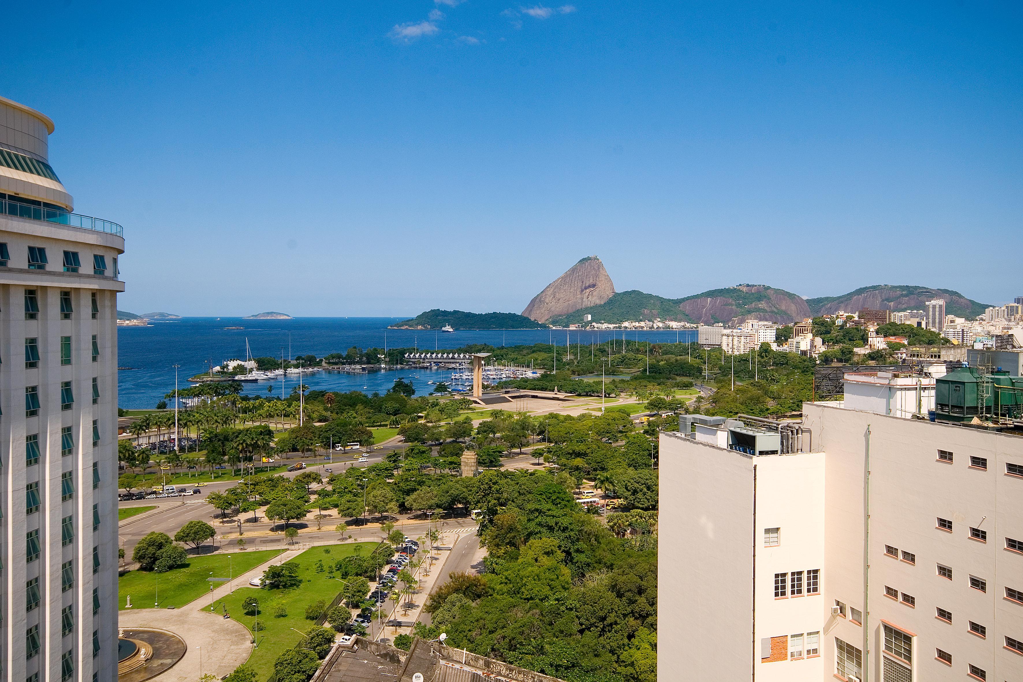 Hotel Atlantico Business Centro Rio de Janeiro Buitenkant foto The view of the Sugarloaf Mountain from the Copacabana Palace