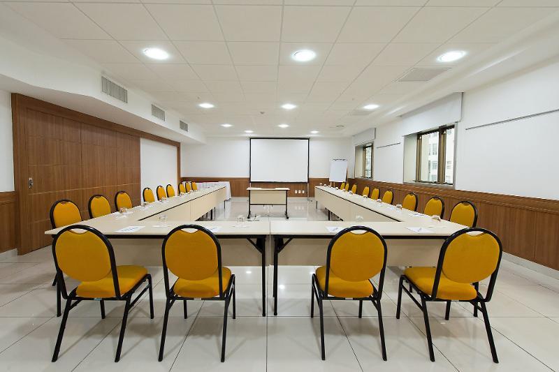 Hotel Atlantico Business Centro Rio de Janeiro Buitenkant foto U-shaped meeting room